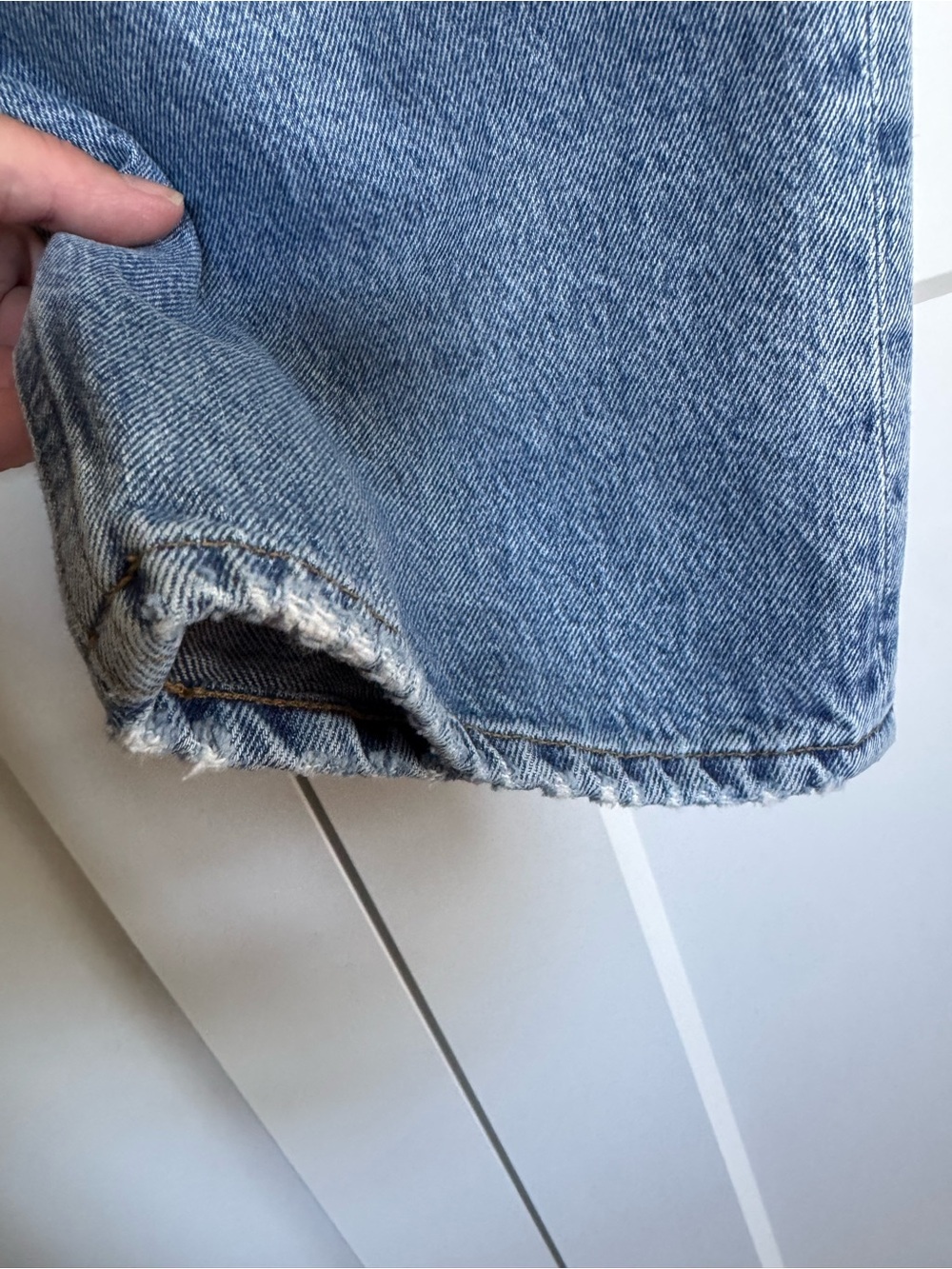 Agolde 90s Jean | Size 33 - Picture 5 of 12